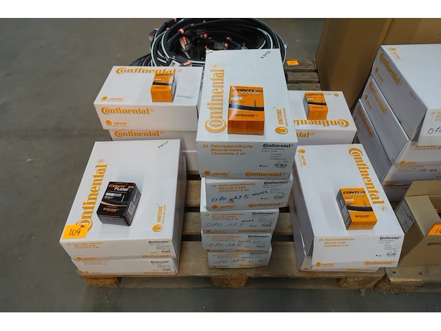 Pallet binnenbanden continental - afbeelding 1 van  6