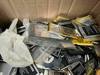 Pallet bureelmateriaal, beeldjes, batterijen - afbeelding 5 van  6