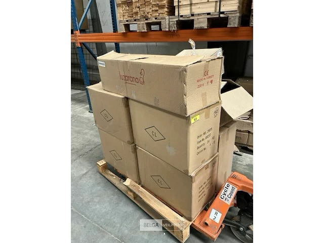 Pallet bureelmateriaal, beeldjes, batterijen - afbeelding 6 van  6