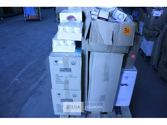 Pallet consumentengoederen - afbeelding 1 van  9