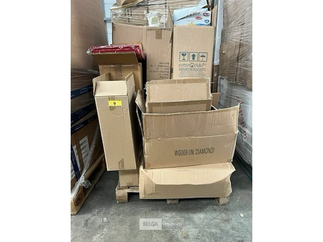 Pallet div items, kandelaars, onderleggers, vazen - afbeelding 1 van  9