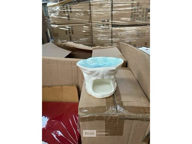 Pallet div items, kandelaars, onderleggers, vazen - afbeelding 3 van  9