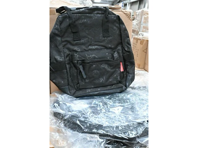 Pallet div items - afbeelding 1 van  2