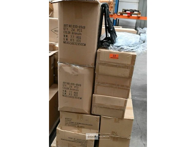 Pallet div items - afbeelding 2 van  2