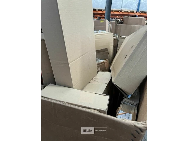 Pallet div tl-lampen - afbeelding 3 van  4