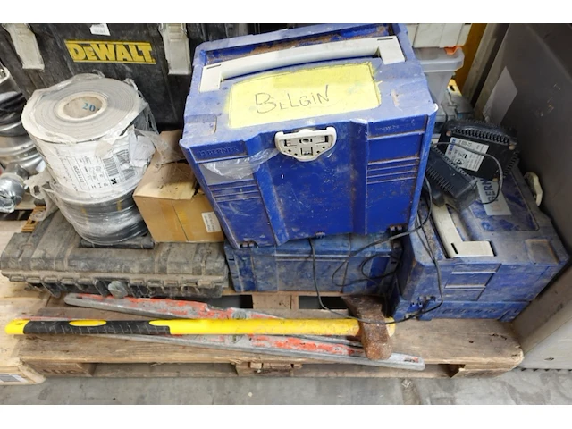 Pallet div werkkoffers - afbeelding 2 van  6