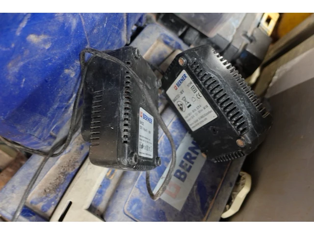 Pallet div werkkoffers - afbeelding 3 van  6