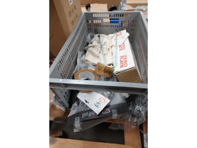 Pallet divers fietstoebehoren - afbeelding 4 van  5