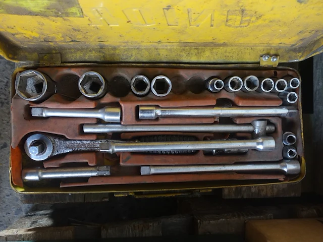 Pallet divers handgereedschap - afbeelding 2 van  10