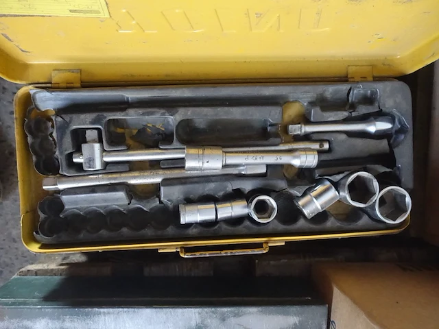 Pallet divers handgereedschap - afbeelding 10 van  10