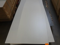 Pallet divers houten platen - afbeelding 1 van  4