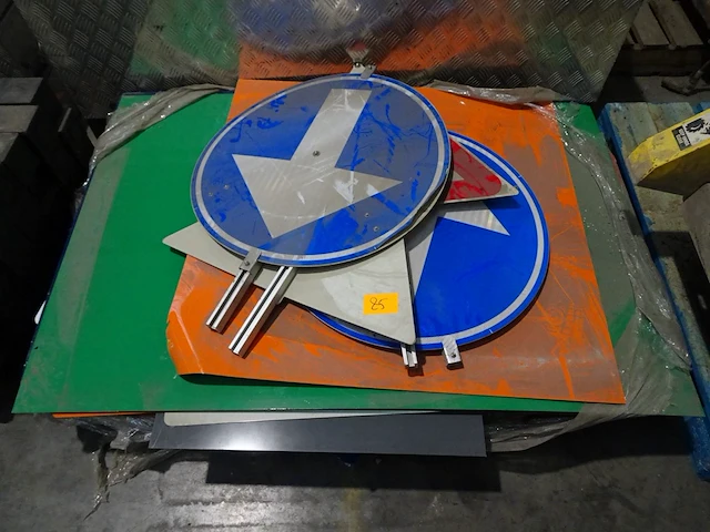 Pallet divers metaal - afbeelding 2 van  2