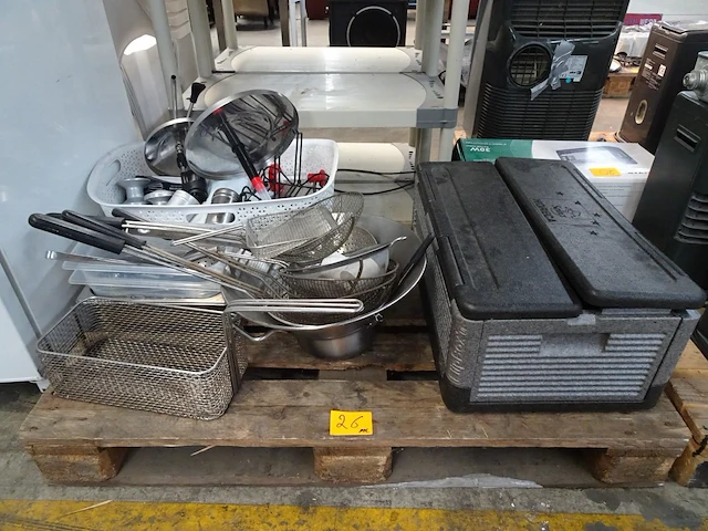 Pallet divers toebehoren horeca - afbeelding 1 van  3