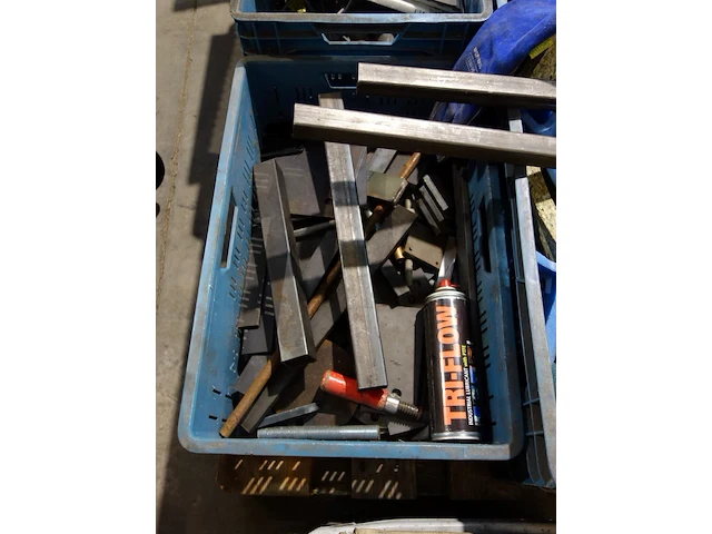 Pallet divers toebehoren metaalbewerking - afbeelding 4 van  7
