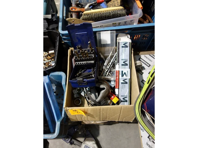Pallet divers werkmateriaal - afbeelding 4 van  9