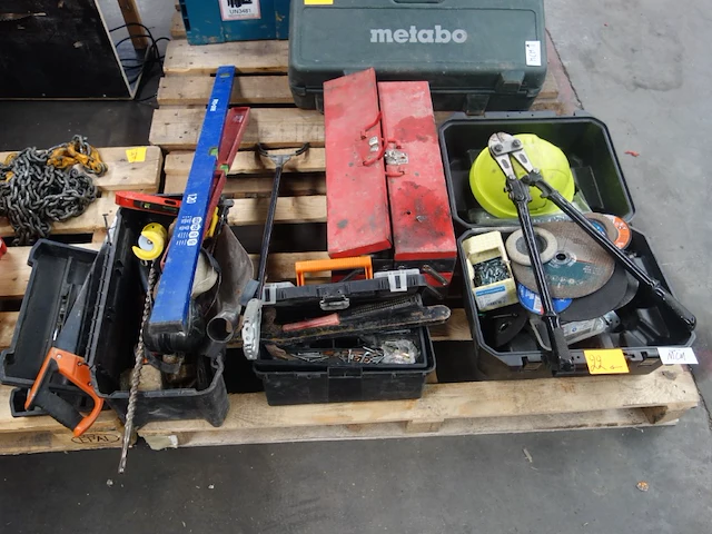 Pallet divers werkmateriaal - afbeelding 1 van  5