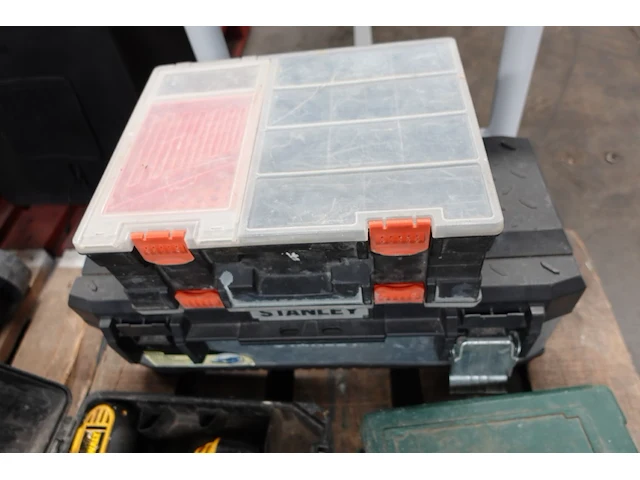 Pallet divers werkmateriaal - afbeelding 10 van  13