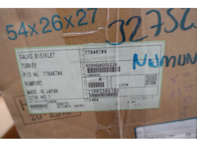 Pallet diverse banden - afbeelding 10 van  26