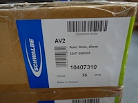 Pallet diverse banden - afbeelding 21 van  26