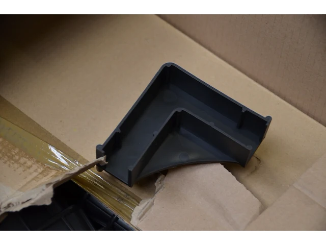 Pallet diverse dozen stapelhoeken - afbeelding 2 van  3