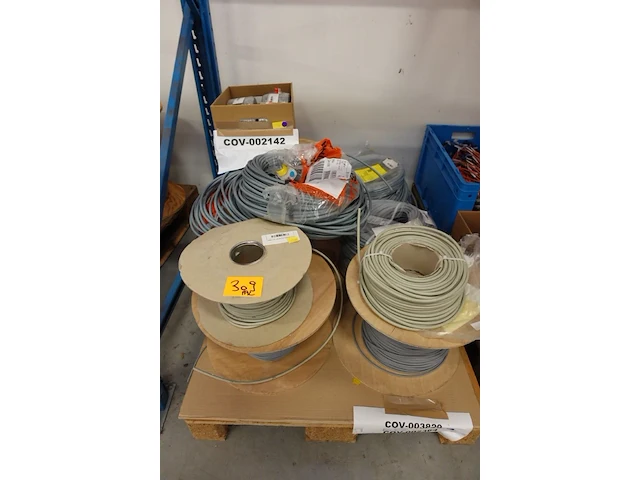 Pallet diverse elektrische kabels - afbeelding 1 van  6