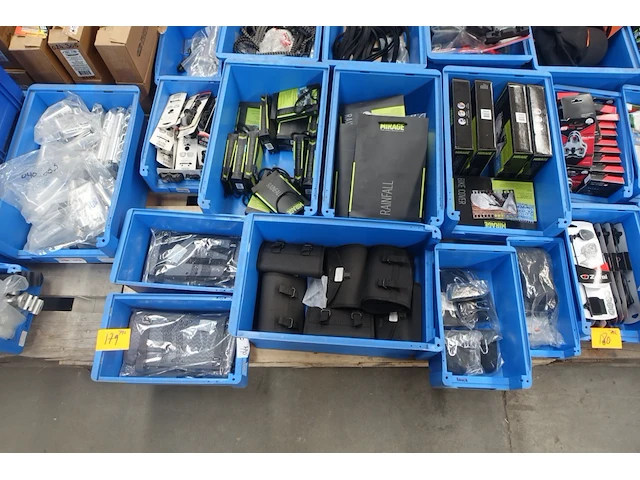 Pallet diverse fiets onderdelen - afbeelding 1 van  8