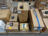 Pallet diverse fiets onderdelen - afbeelding 1 van  11