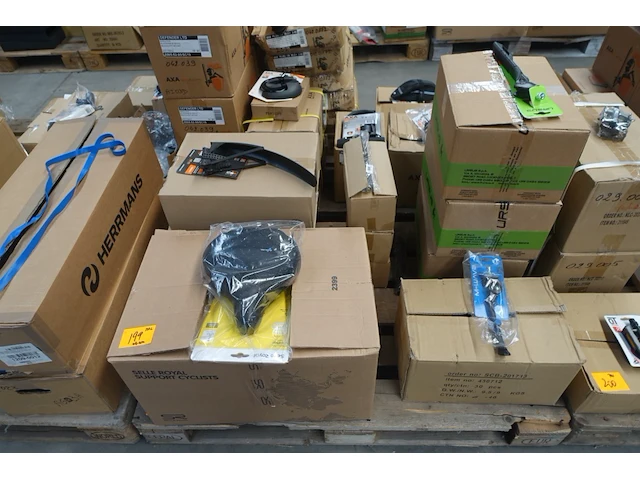 Pallet diverse fiets onderdelen - afbeelding 1 van  10