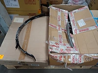Pallet diverse fietsonderdelen - afbeelding 1 van  8