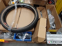 Pallet diverse fietsonderdelen - afbeelding 1 van  9