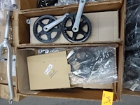 Pallet diverse fietsonderdelen - afbeelding 2 van  6