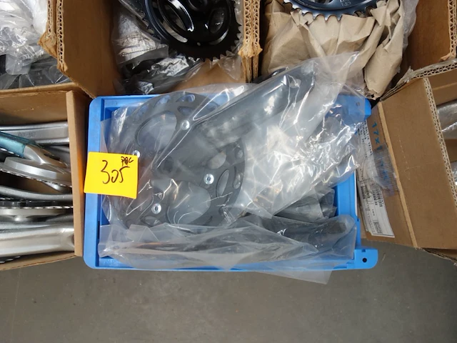 Pallet diverse fietsonderdelen - afbeelding 6 van  7