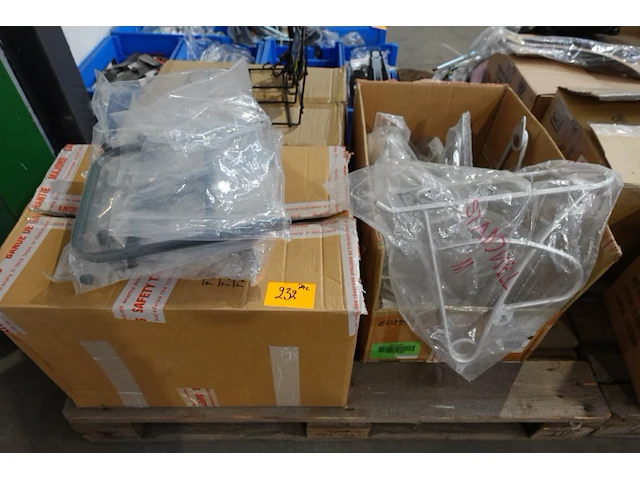 Pallet diverse fietssteunen - afbeelding 1 van  8