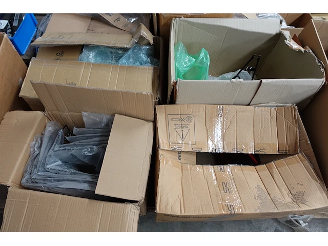 Pallet diverse fietssteunen - afbeelding 1 van  7