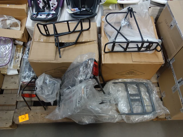 Pallet diverse fietssteunen - afbeelding 1 van  5