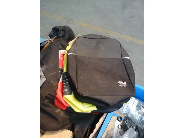 Pallet diverse fietstassen/zakken - afbeelding 3 van  5