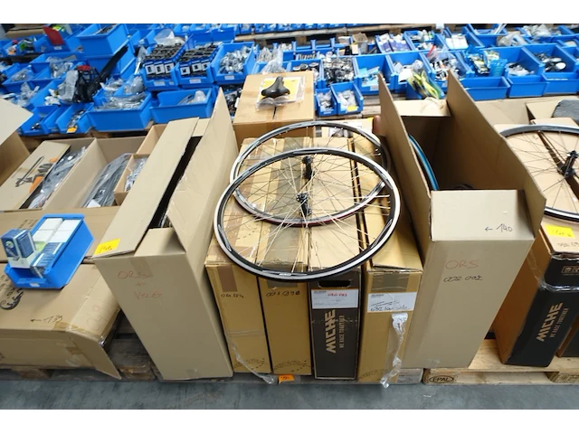 Pallet diverse fietsvelgen - afbeelding 1 van  5