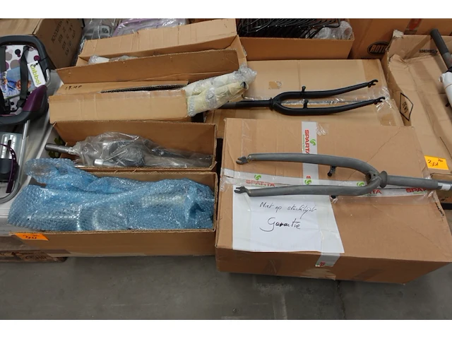 Pallet diverse fietsvorken - afbeelding 1 van  8