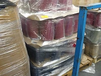 Pallet diverse garen - afbeelding 1 van  2