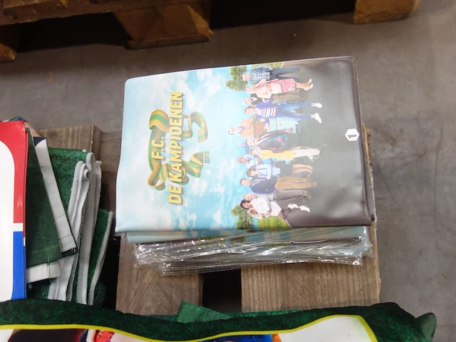 Pallet diverse geschenken - afbeelding 4 van  7