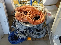 Pallet diverse kabels - afbeelding 2 van  2