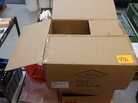 Pallet diverse onderdelen voor laadpaalproductie - afbeelding 1 van  10