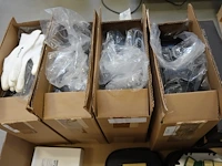 Pallet diverse onderdelen voor laadpaalproductie - afbeelding 9 van  10