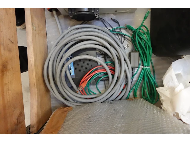 Pallet diverse stuurkasten + laadpaalmodule - afbeelding 3 van  6