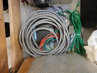 Pallet diverse stuurkasten + laadpaalmodule - afbeelding 3 van  6