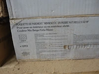 Pallet diverse tegels - afbeelding 3 van  8
