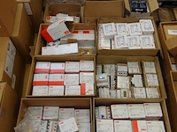Pallet diverse zekeringen abb - afbeelding 1 van  18