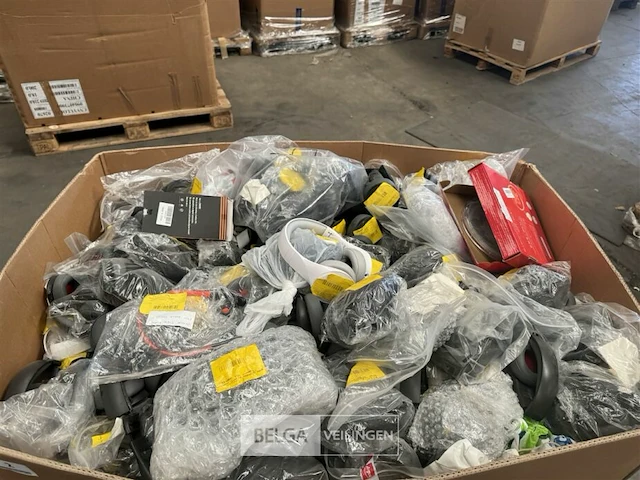 Pallet diversen geluidsbeschermers - afbeelding 8 van  11