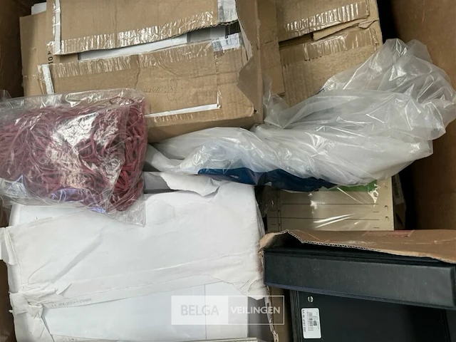 Pallet diversen kantoor & consumentengoederen - afbeelding 9 van  13