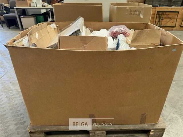 Pallet diversen kantoor & consumentengoederen - afbeelding 12 van  13
